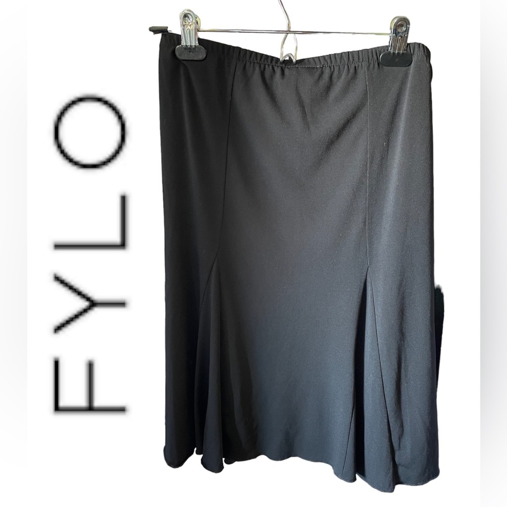 FYLO flipped black skirt